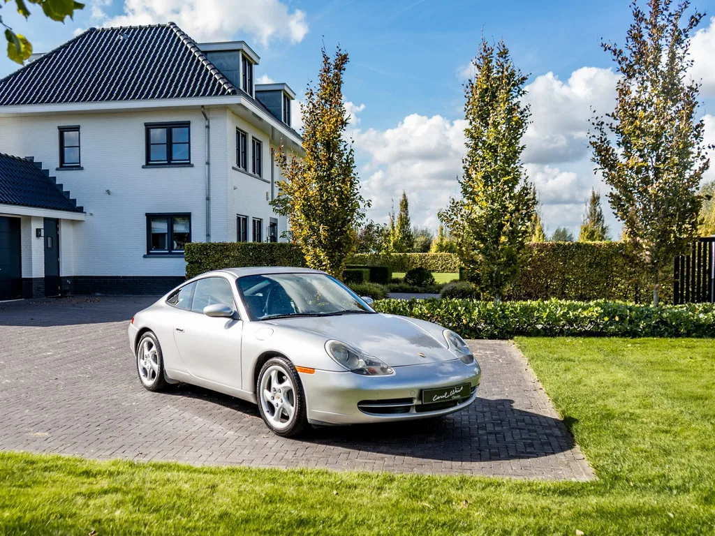 Porsche 911 (1999) — foto 1