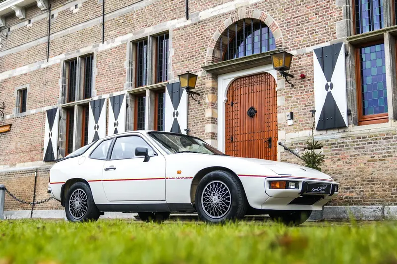 Porsche 924 (1980)