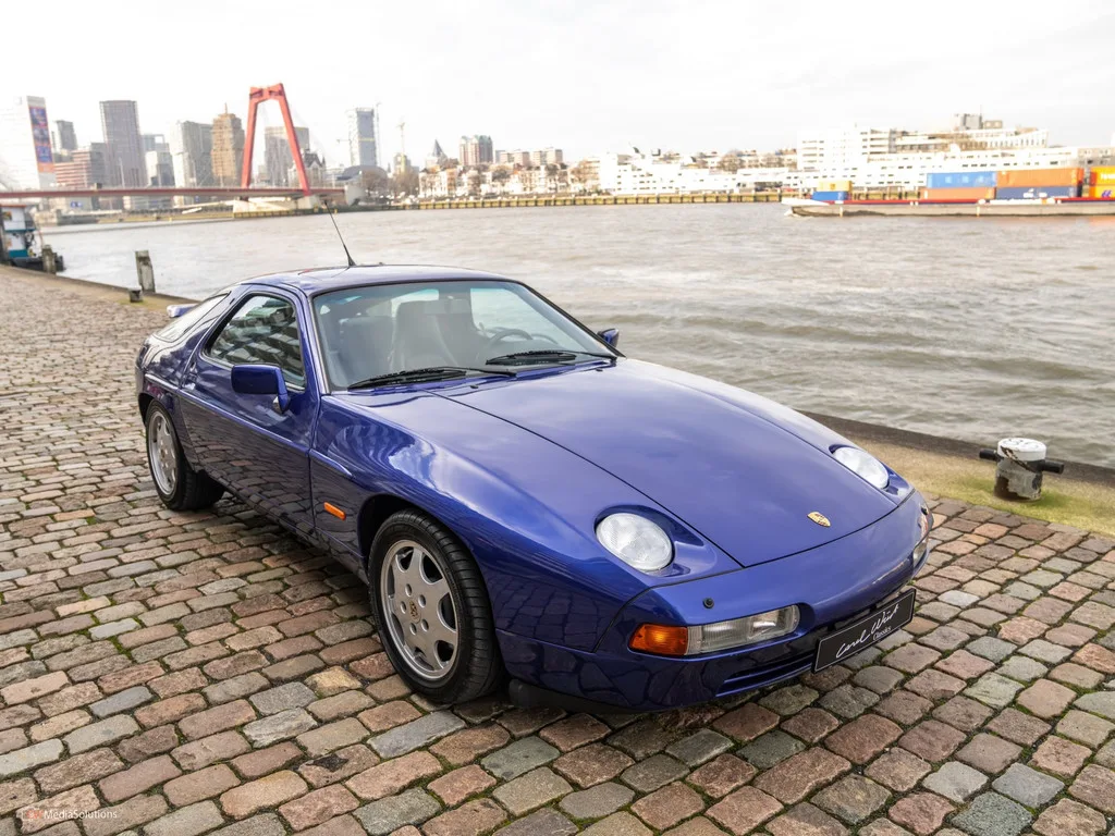 Porsche 928 (1991) — foto 1