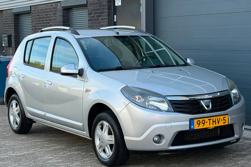 Dacia Sandero (2012)