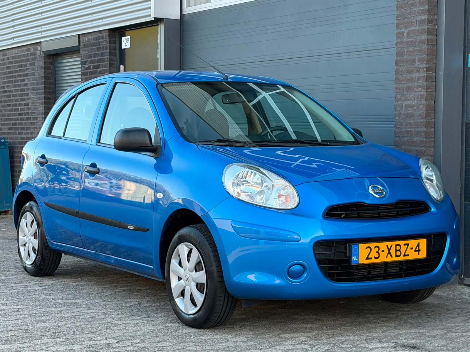 Nissan Micra (2012) — foto 1