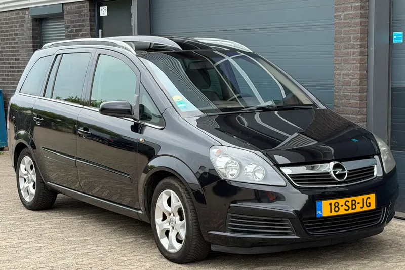 Opel Zafira (2005)