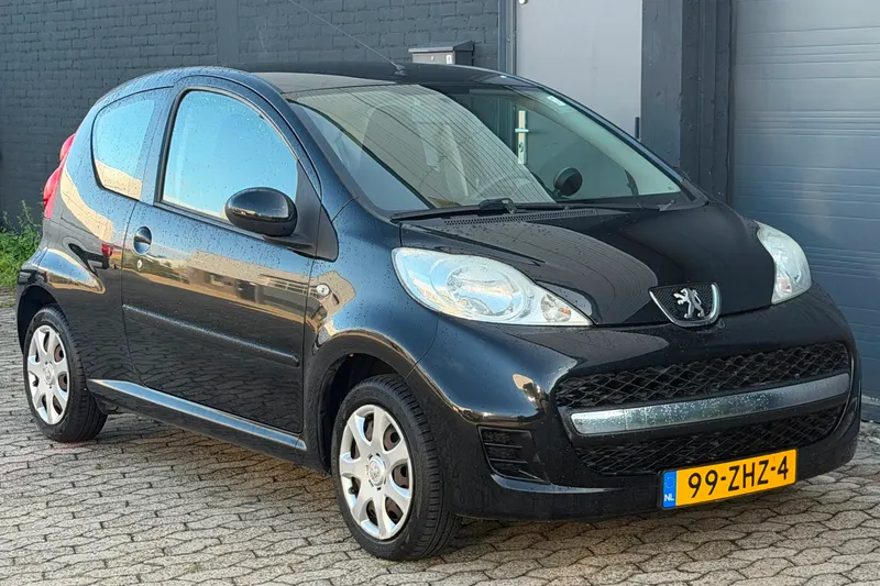 Peugeot 107 (2012)
