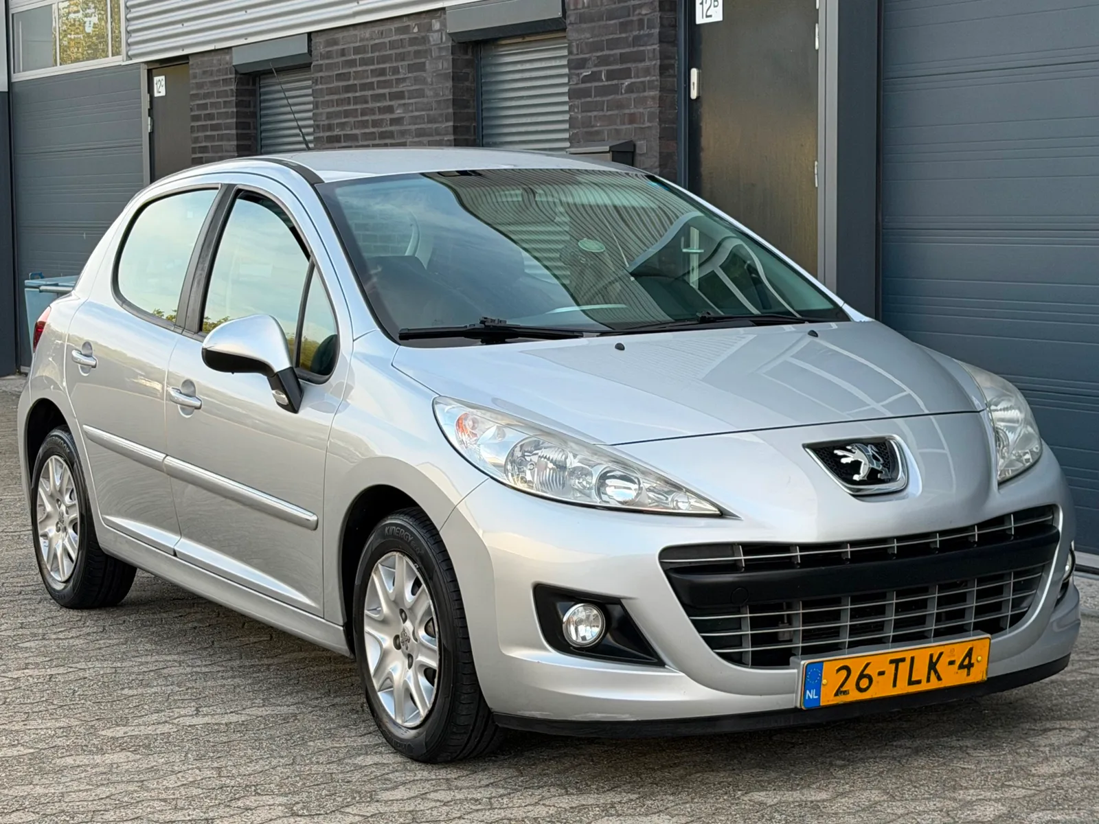 Peugeot 207 (2012) — foto 1