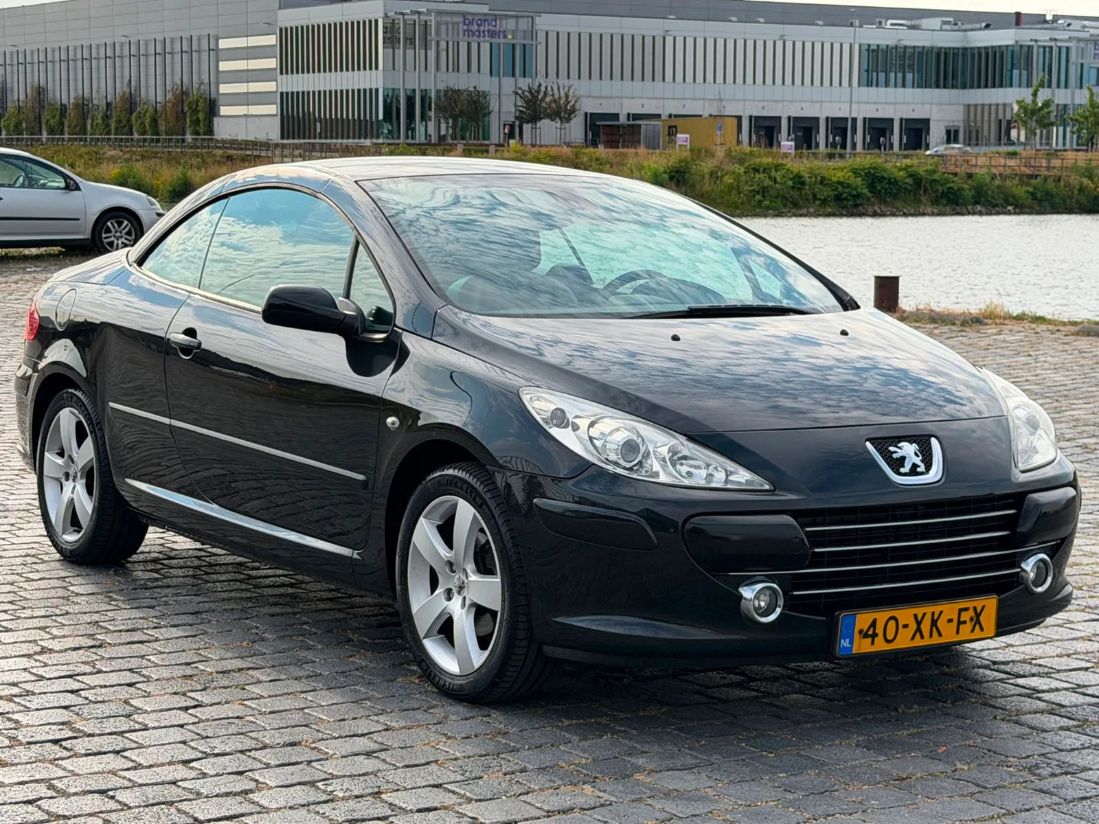Peugeot 307 CC (2007) — foto 1