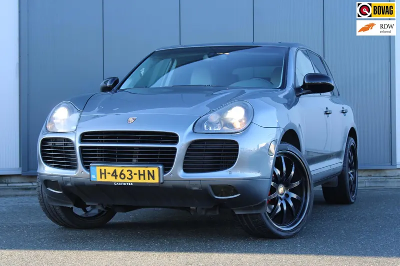 Porsche Cayenne (2003)