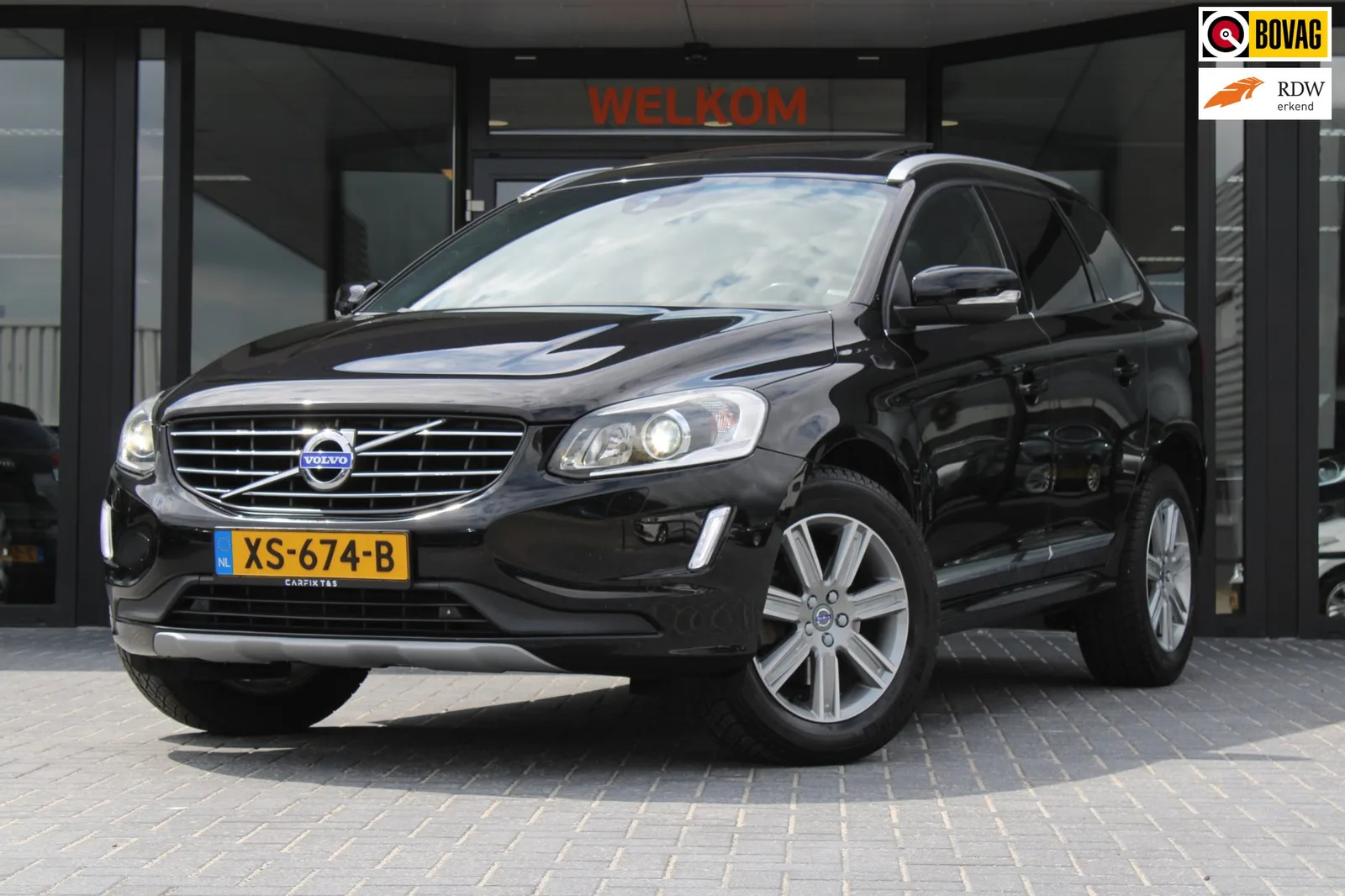 Volvo XC60 (2016) — foto 1