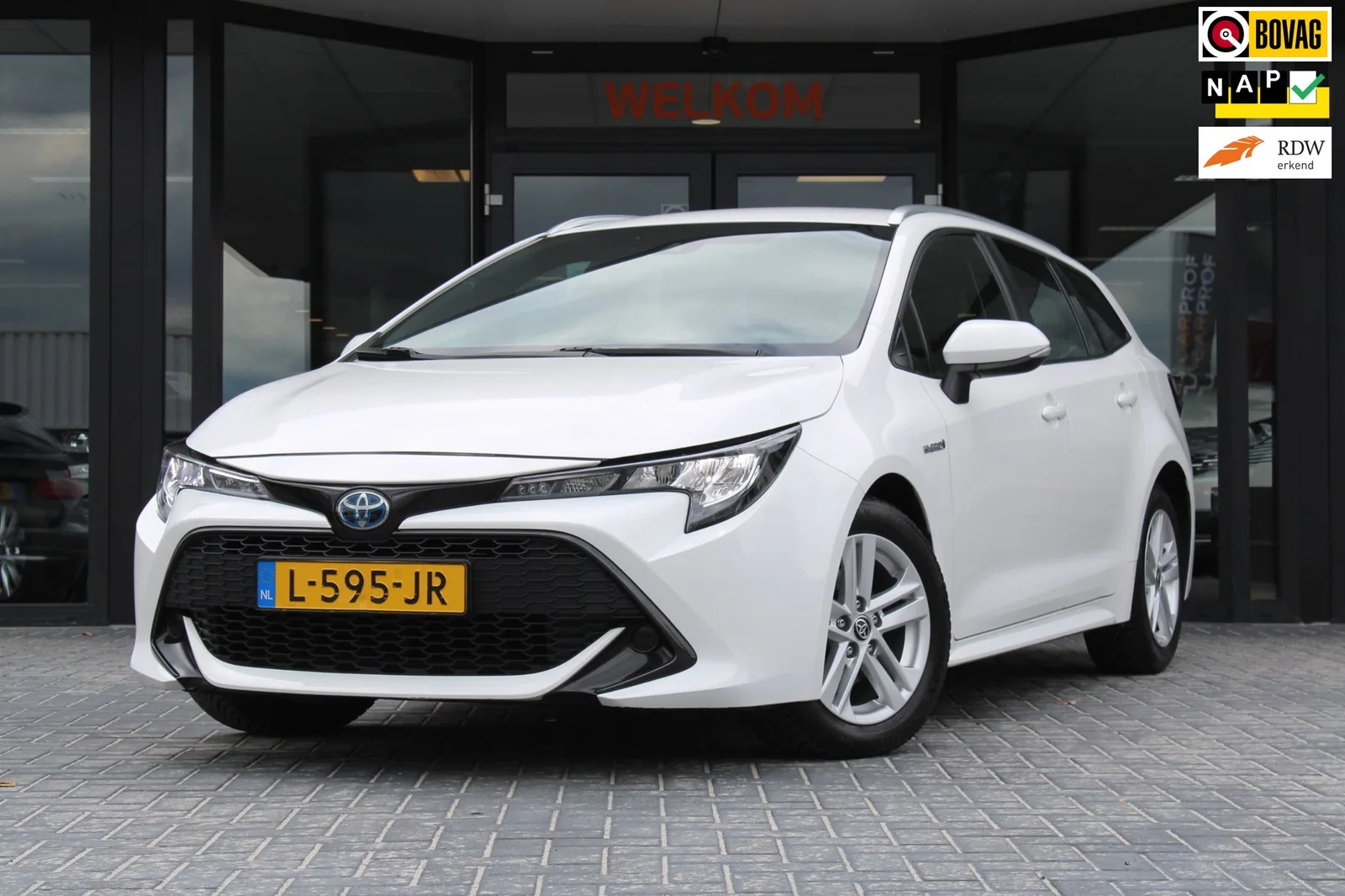 Toyota Corolla (2021) — foto 1