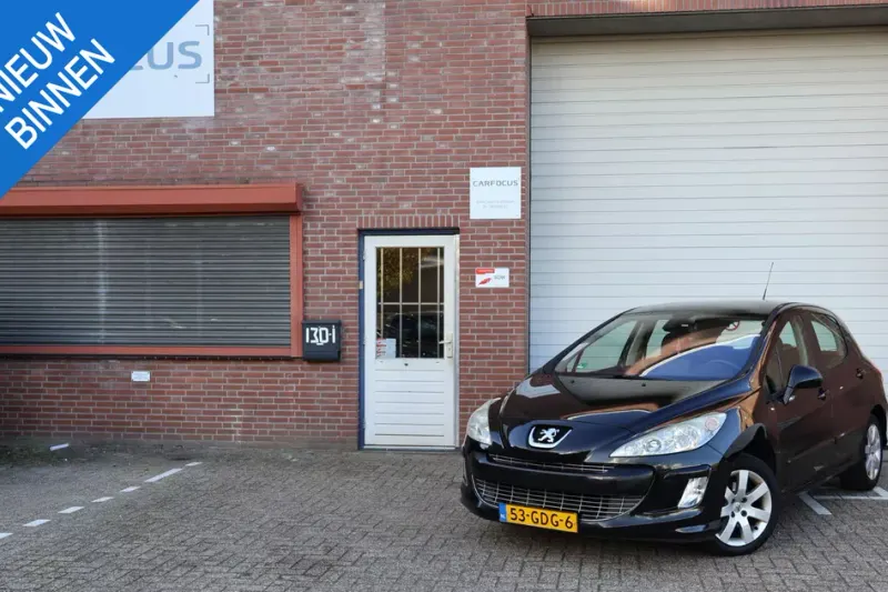 Peugeot 308 (2008)