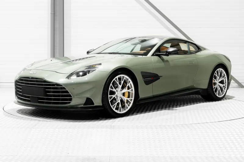 Aston Martin Vanquish (2025)