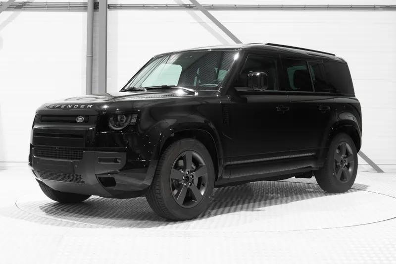 Land Rover Defender (2026)