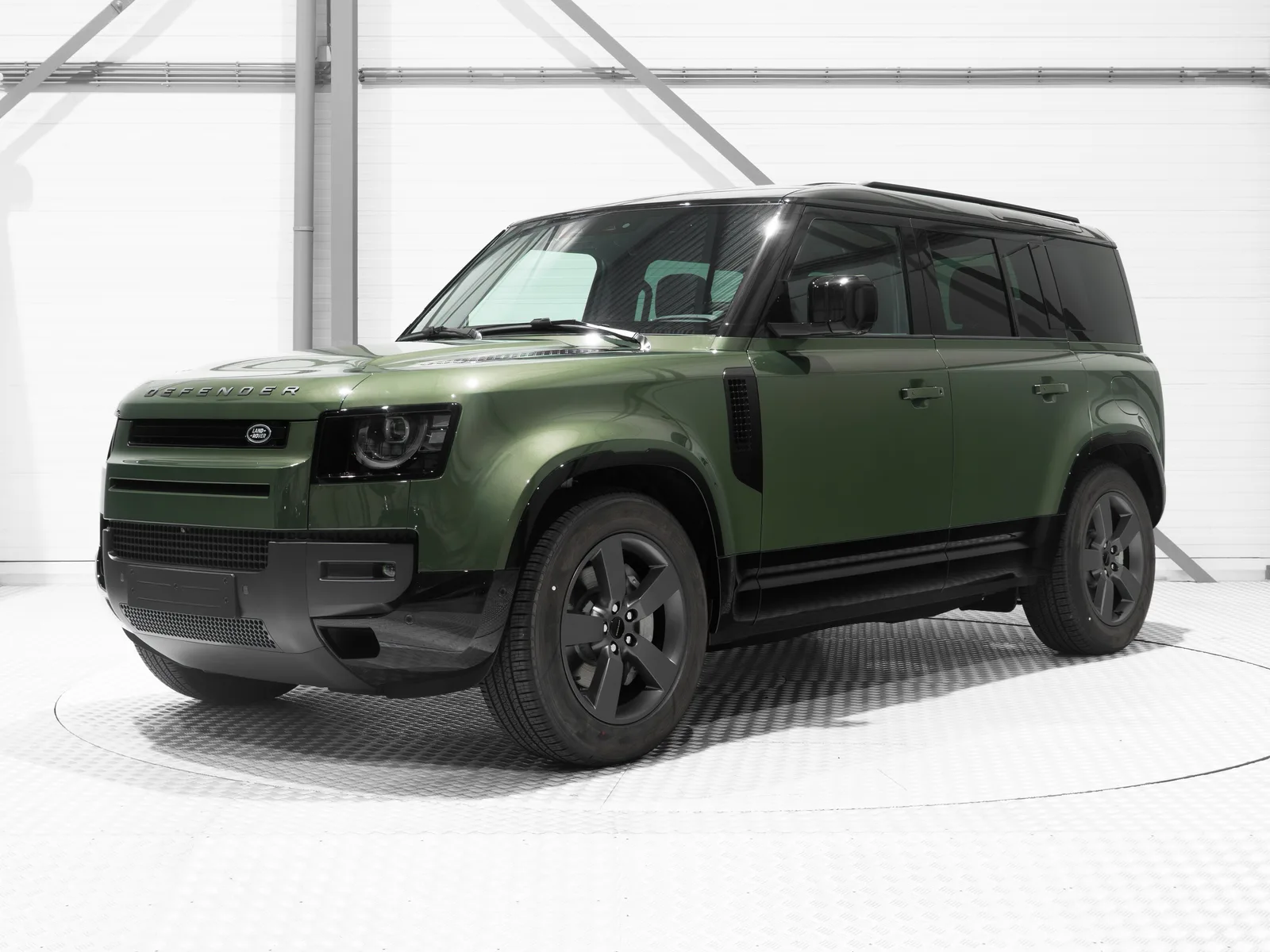 Land Rover Defender (2026) — foto 1