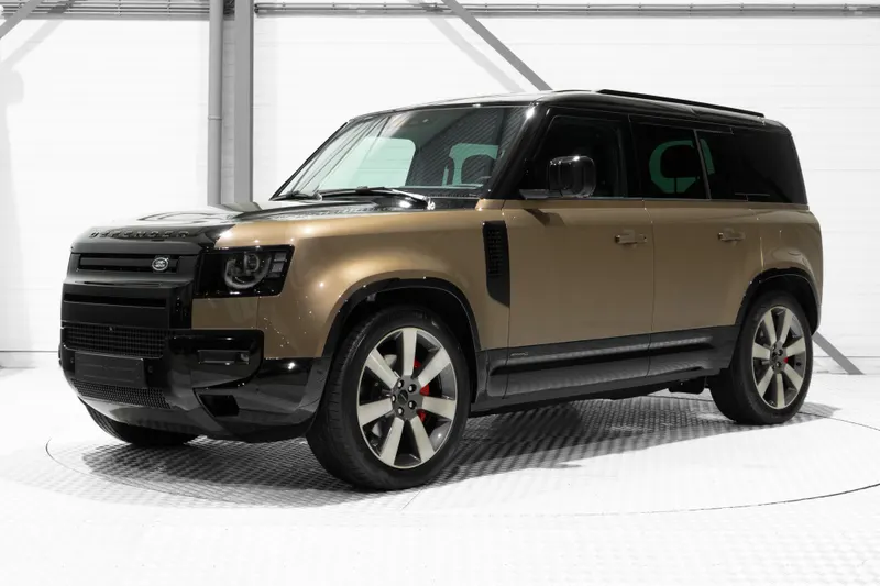 Land Rover Defender (2026)
