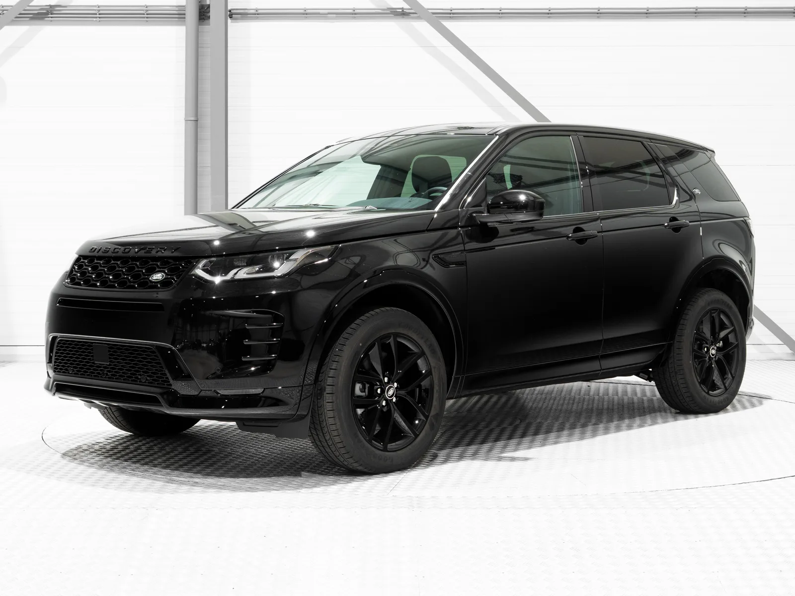 Land Rover Discovery Sport (2025) — foto 1