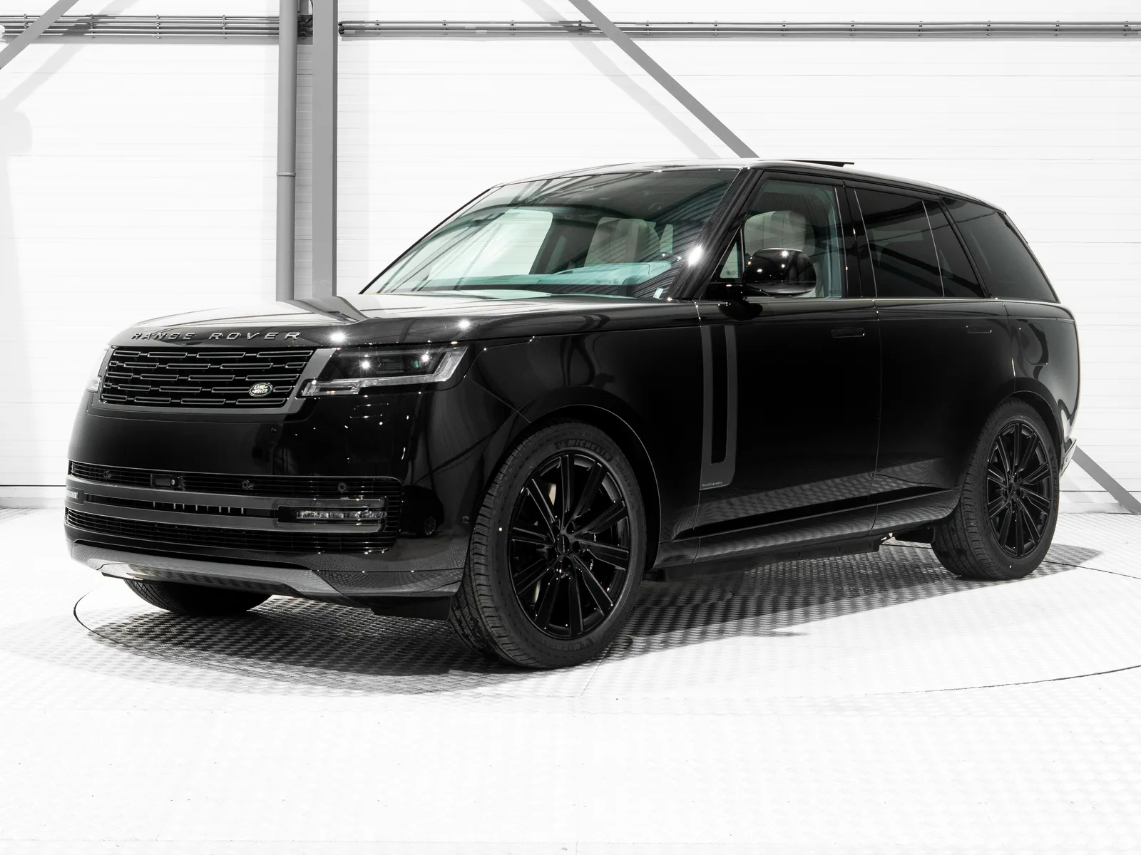Land Rover Range Rover (2026) — foto 1