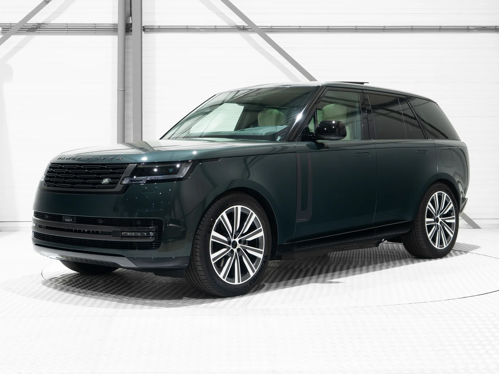 Land Rover Range Rover (2026) — foto 1