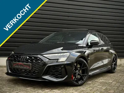 Audi RS3 (2022) — foto 1