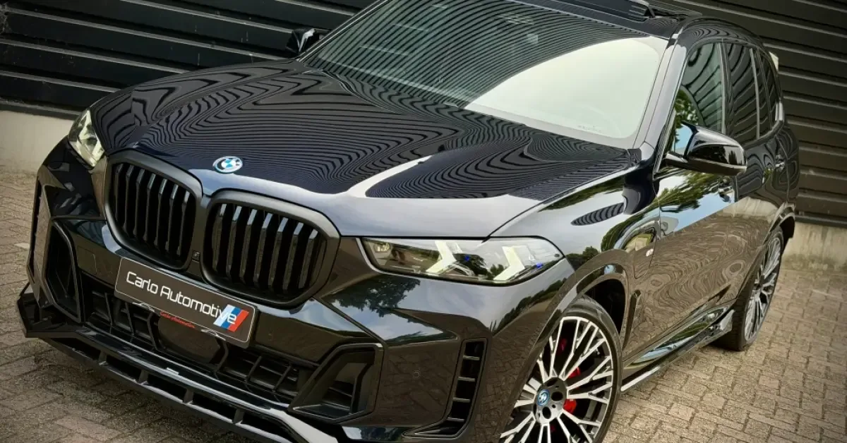 BMW X5 (2024) — foto 1