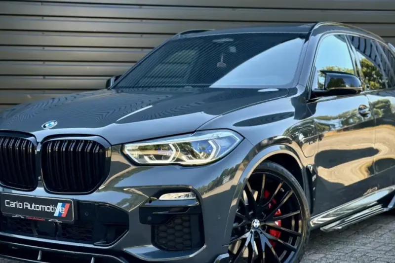 BMW X5 (2021)