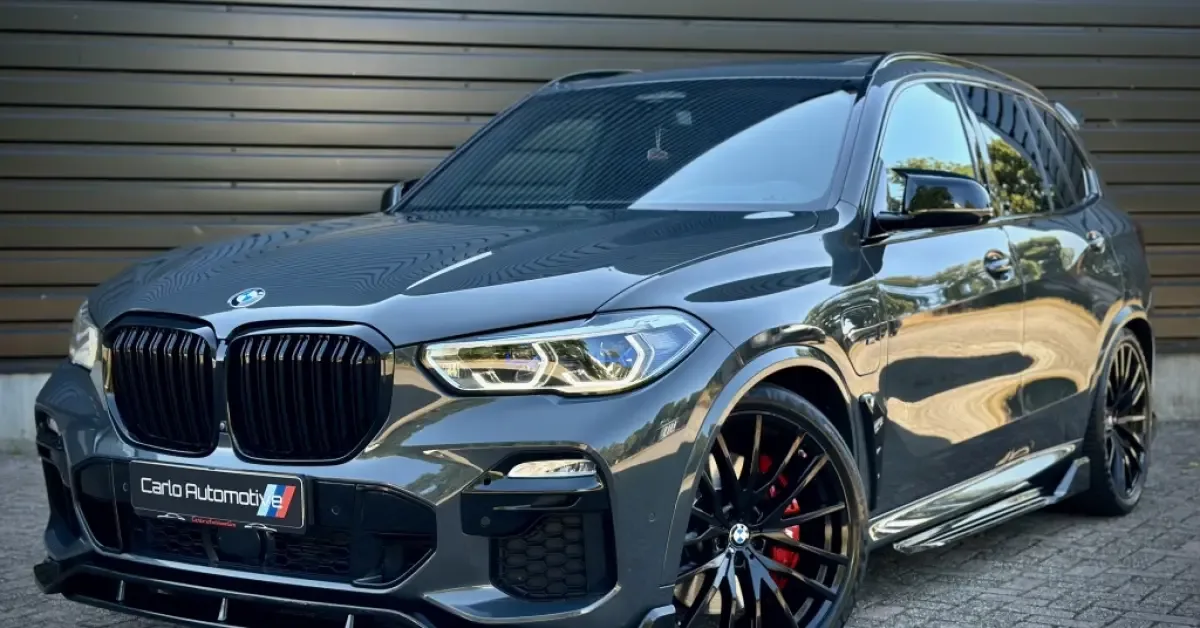 BMW X5 (2021) — foto 1