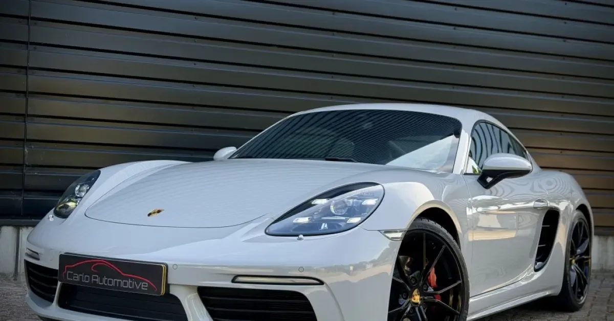 Porsche 718 (2019) — foto 1