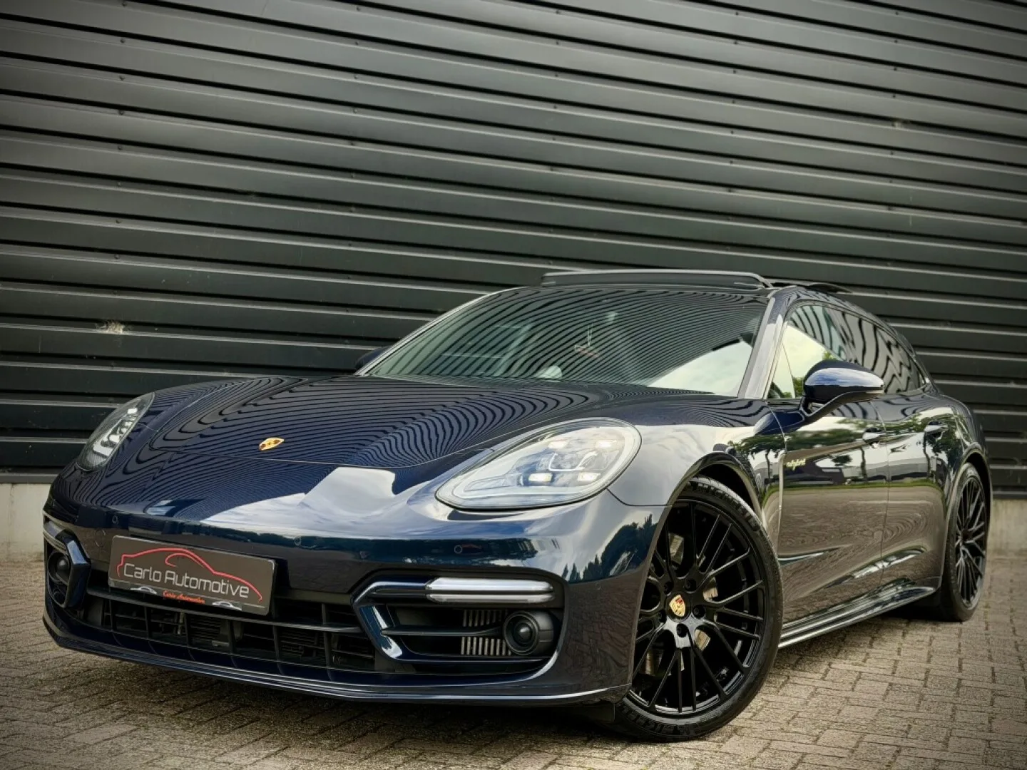 Porsche Panamera (2023) — foto 1
