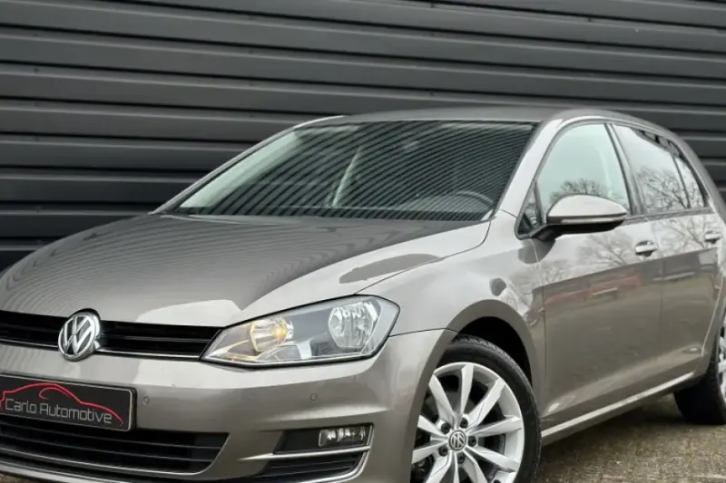Volkswagen Golf (2017)