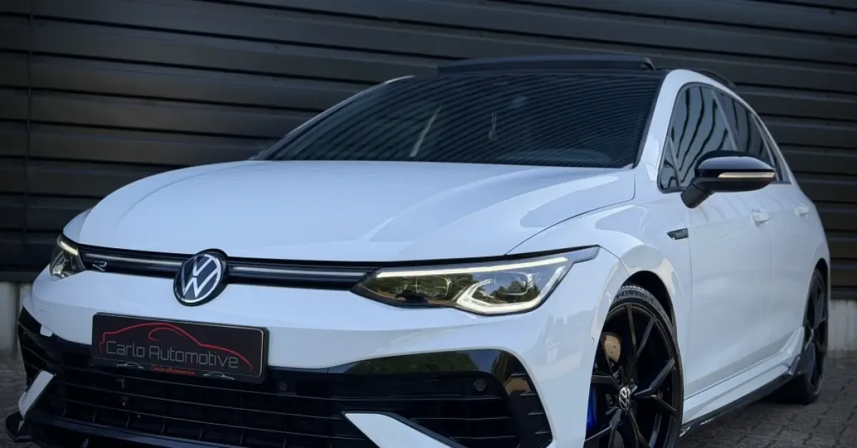 Volkswagen Golf (2023) — foto 1