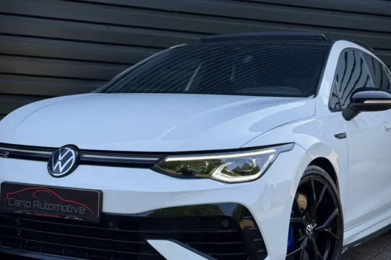 Volkswagen Golf (2023)