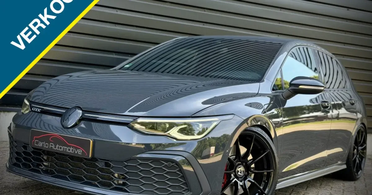 Volkswagen Golf (2020) — foto 1