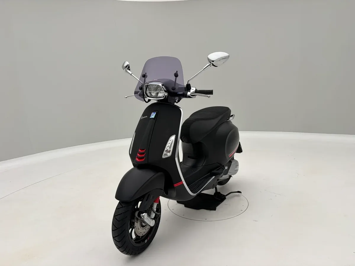 Vespa Sprint 125cc (2022) — foto 1