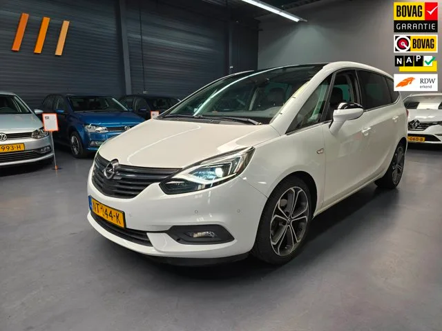 Opel Zafira (2017) — foto 1