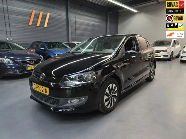 Volkswagen Polo (2015) — foto 1