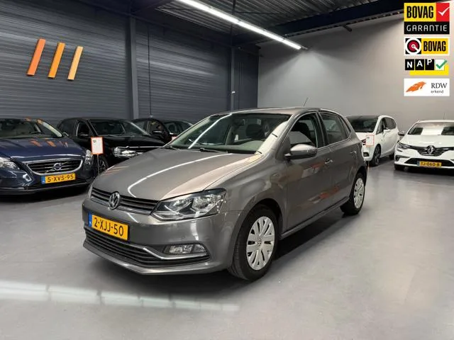 Volkswagen Polo (2014) — foto 1