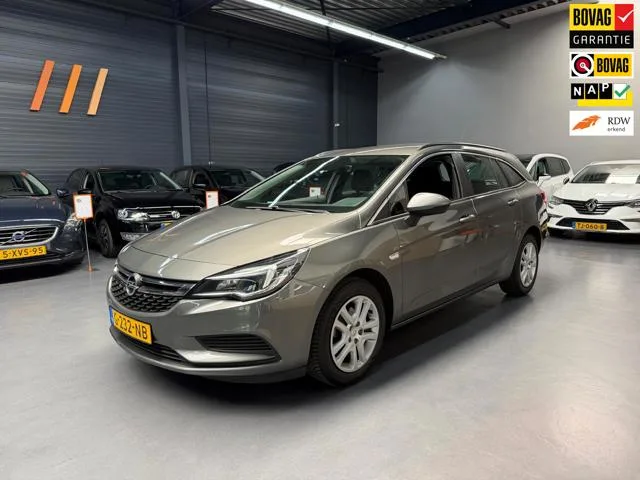 Opel Astra Sports Tourer (2019) — foto 1