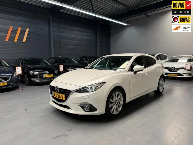 Mazda 3 (2016) — foto 1