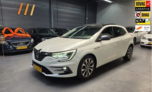 Renault Mégane (2021) — foto 1