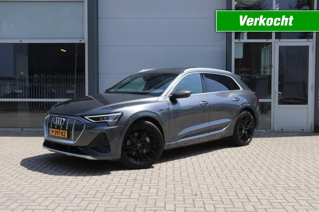 Audi e-tron (2022) — foto 1