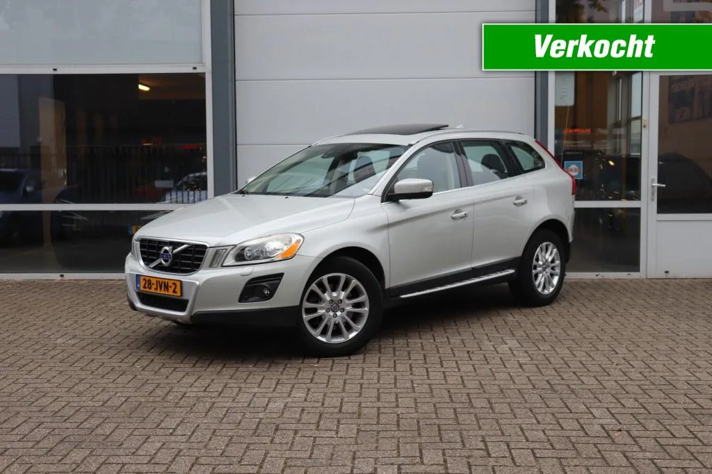 Volvo XC60 (2009) — foto 1