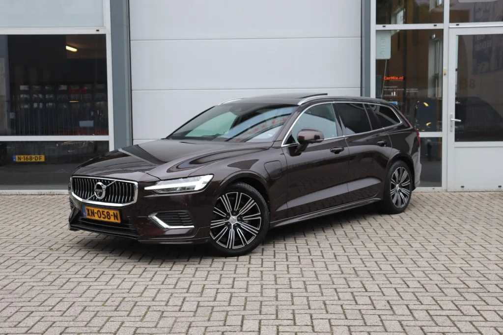 Volvo V60 (2019) — foto 1