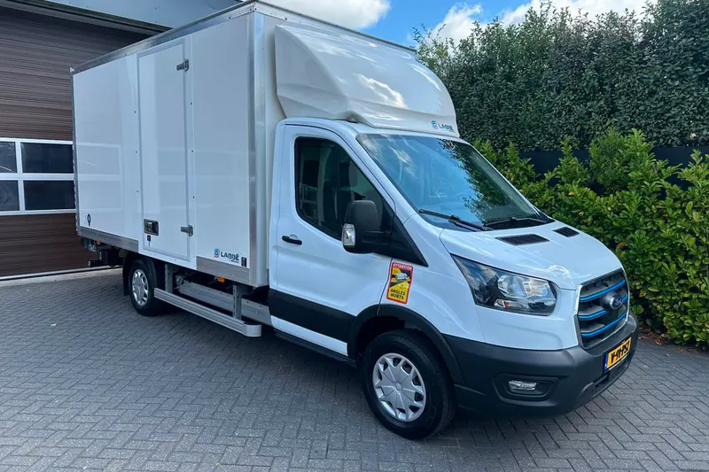 Ford E-Transit (2025)