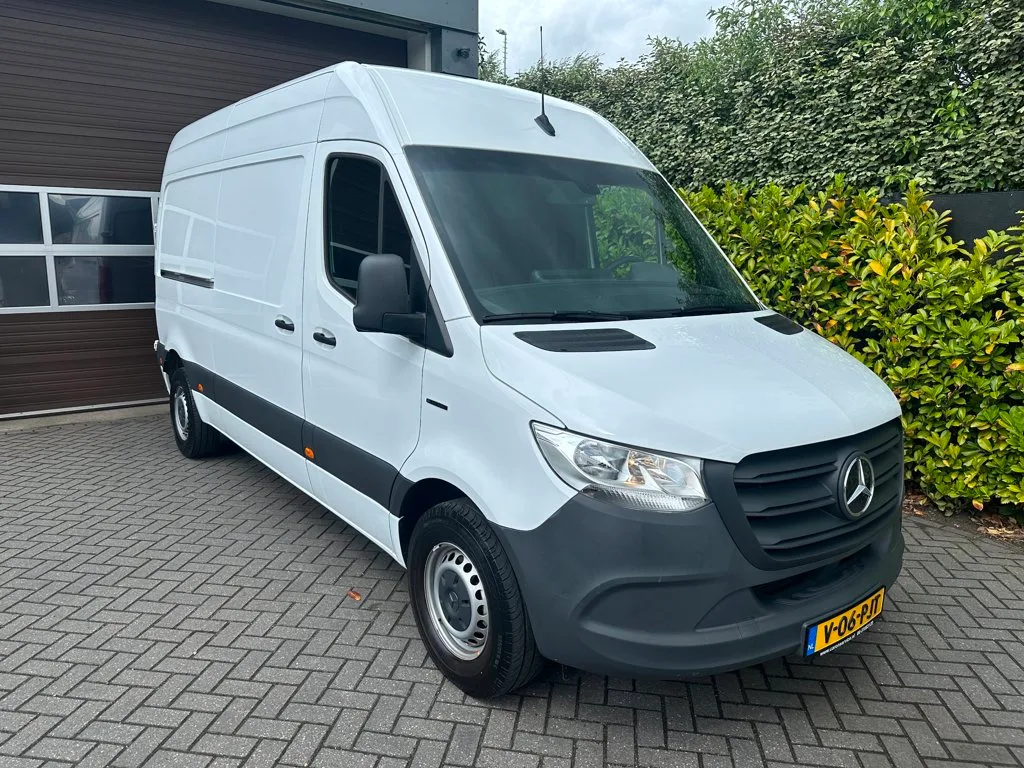 Mercedes-Benz eSprinter (2024) — foto 1
