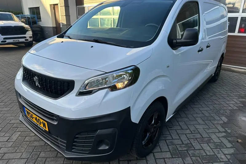 Peugeot Expert (2022)