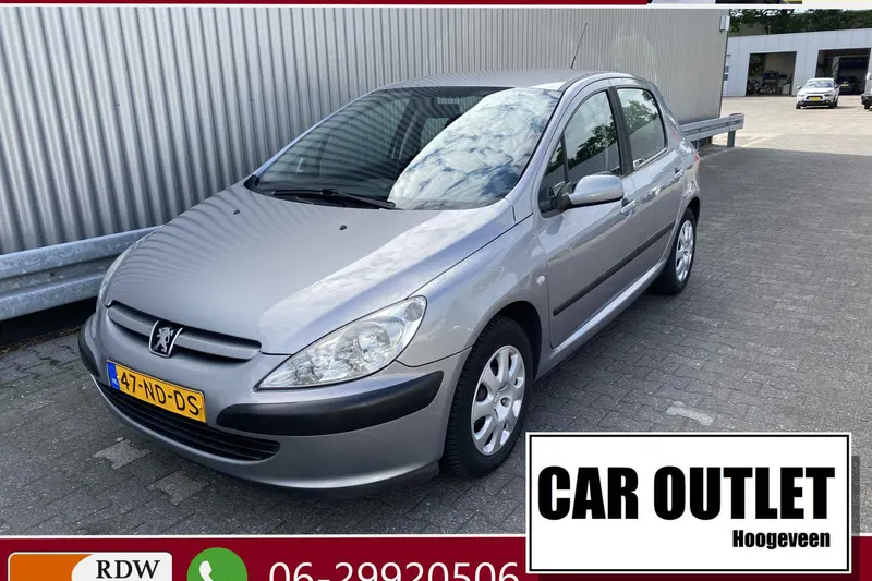 Peugeot 307 (2003)