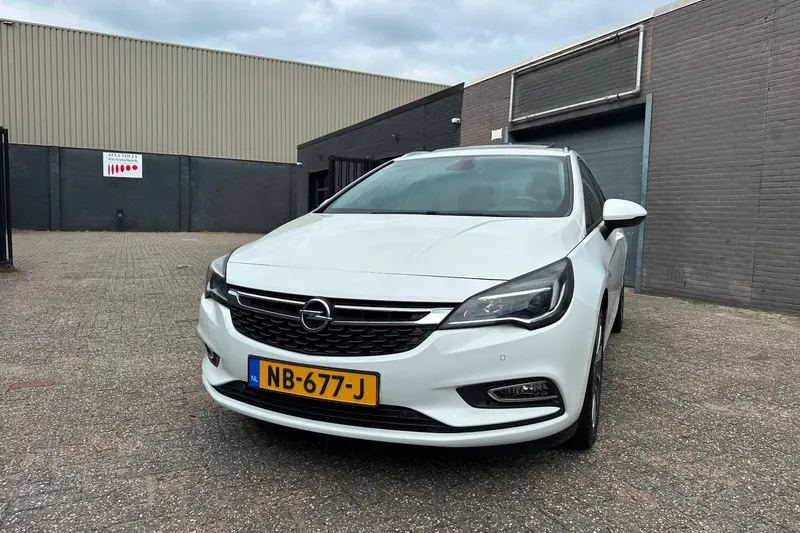 Opel Astra Sports Tourer (2017)