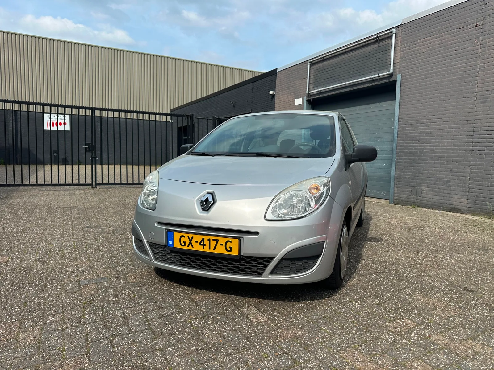 Renault Twingo (2010) — foto 1