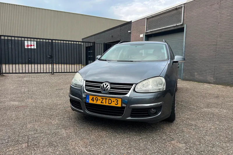 Volkswagen Golf (2008)