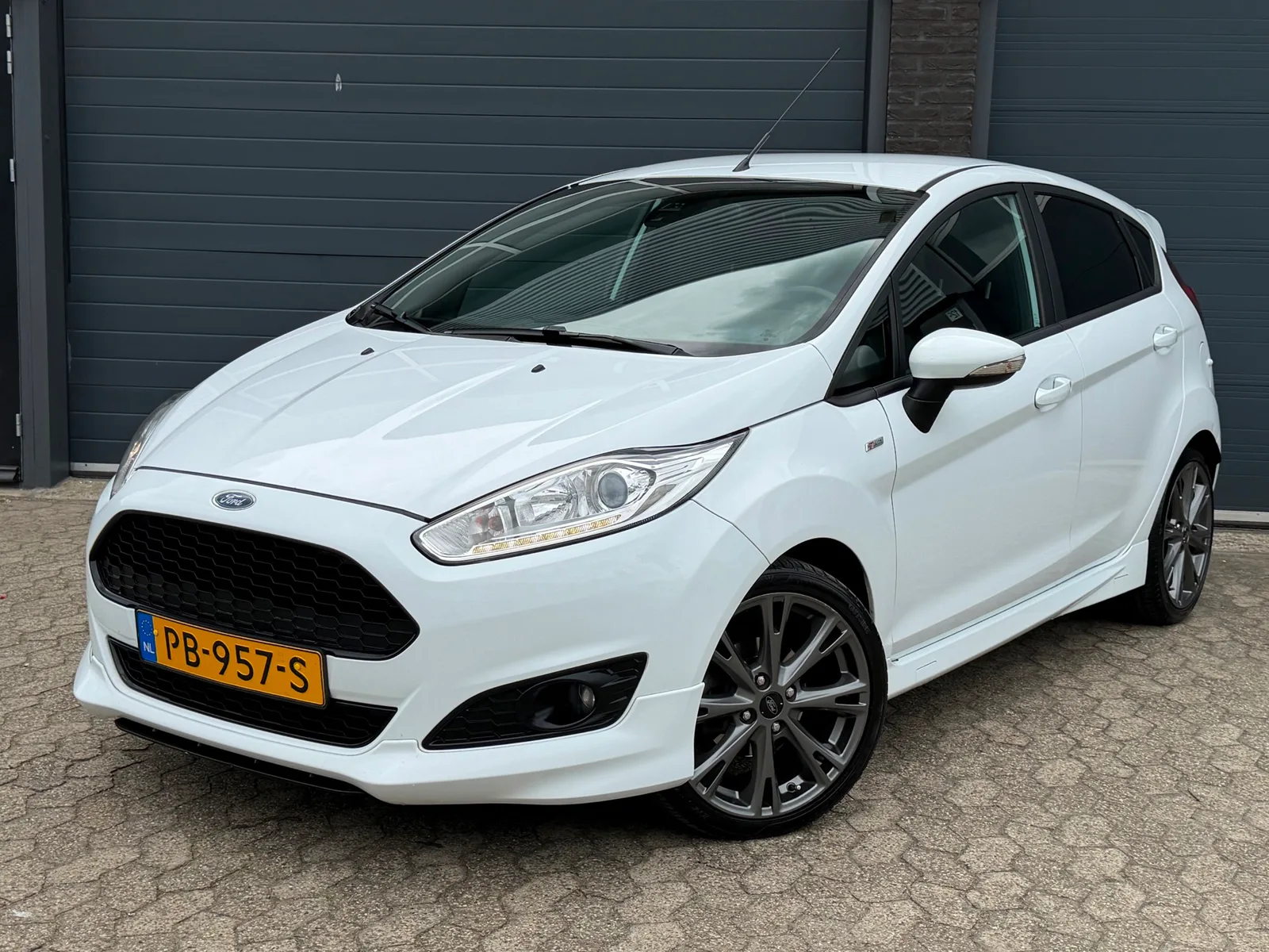 Ford Fiesta (2017) — foto 1