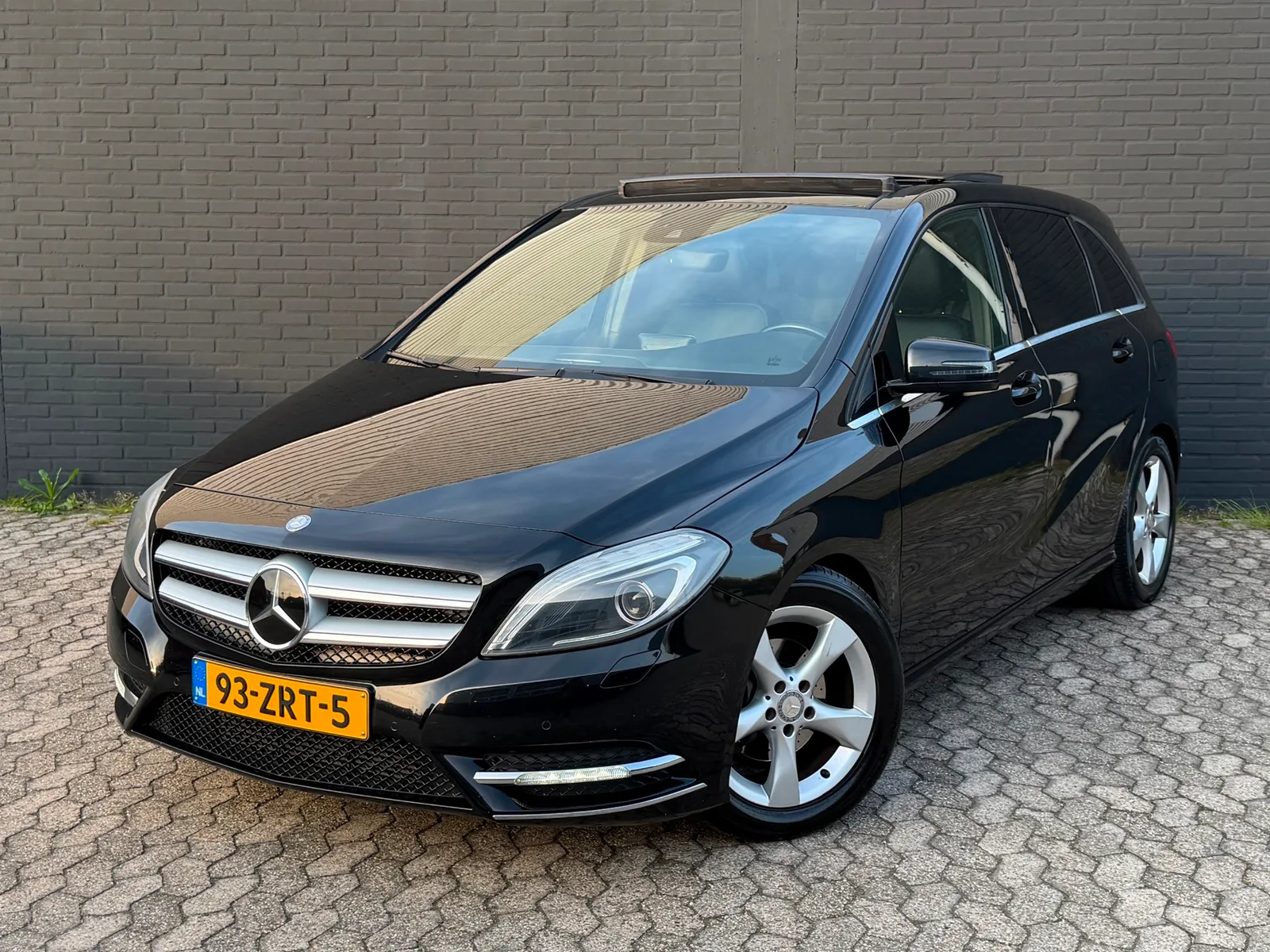 Mercedes-Benz B-Klasse (2013) — foto 1