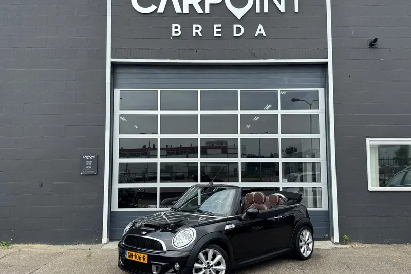 MINI Cabrio (2012)